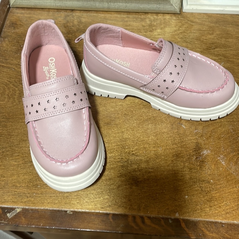 Osh kosh bgosh. Pink . New and unused